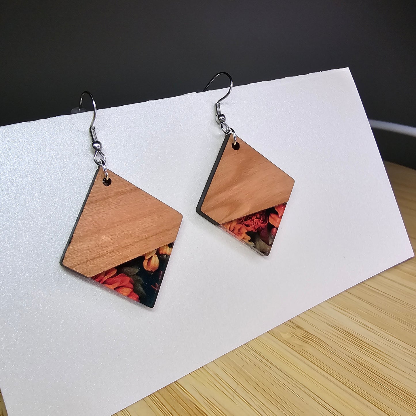 Half Wood Diamond [Fall Flowers Acrylic Inlay] Earrings