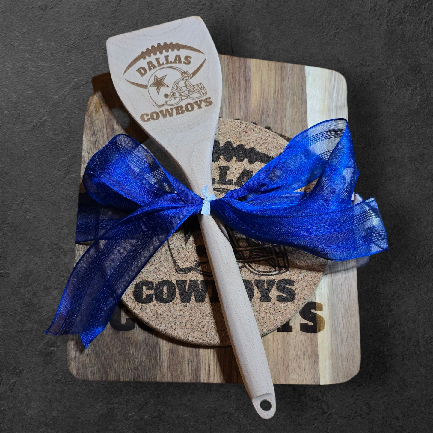 Cowboys Football Match Set [Cutting Board, Trivet, & Spoon]