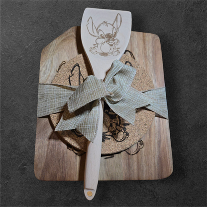 Stitch Holding MM Match Set [Cutting Board, Trivet, & Spoon]