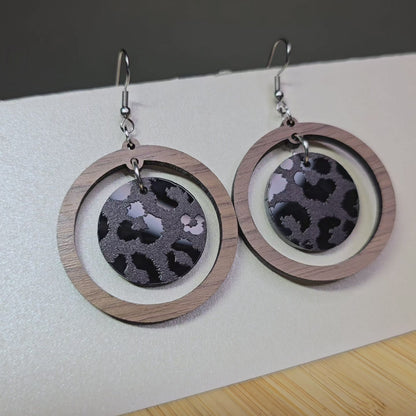 Circle [Half Walnut Wood / Black Cheetah Mirror Acrylic] Earrings