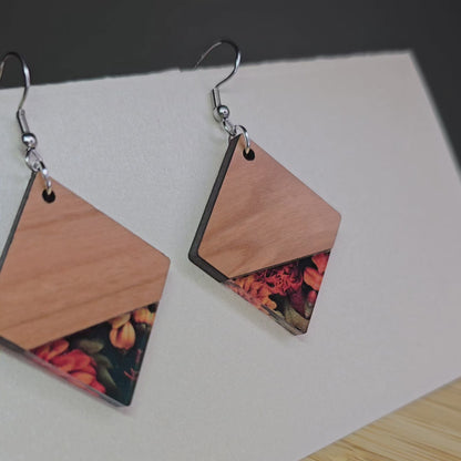 Half Wood Diamond [Fall Flowers Acrylic Inlay] Earrings